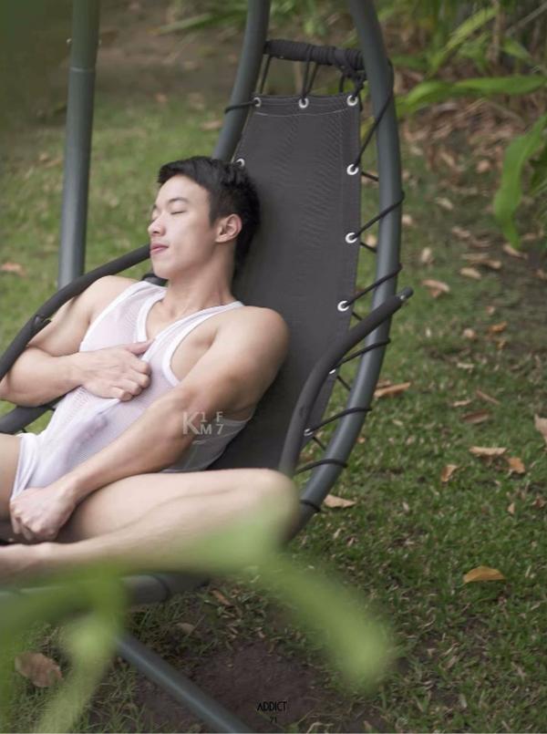 Addict--The-Premium-Issue